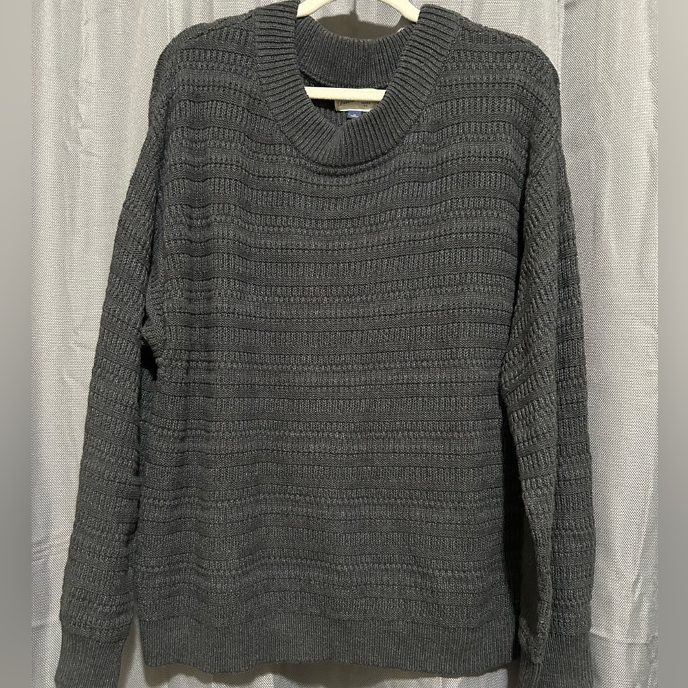 Women’s Gray Knit Sweater